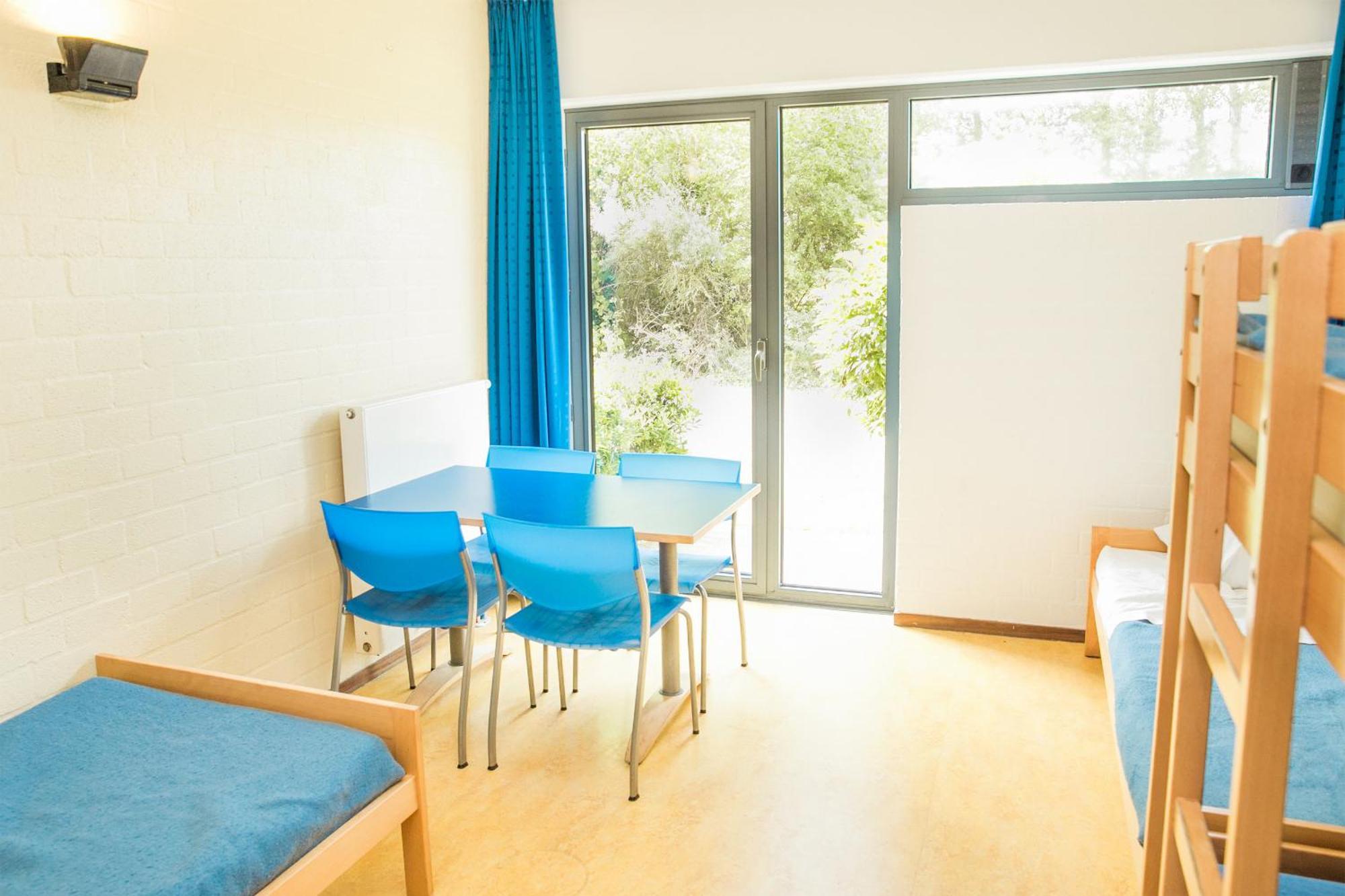 Jeugdherberg De Peerdevisser Oostduinkerke Phòng bức ảnh