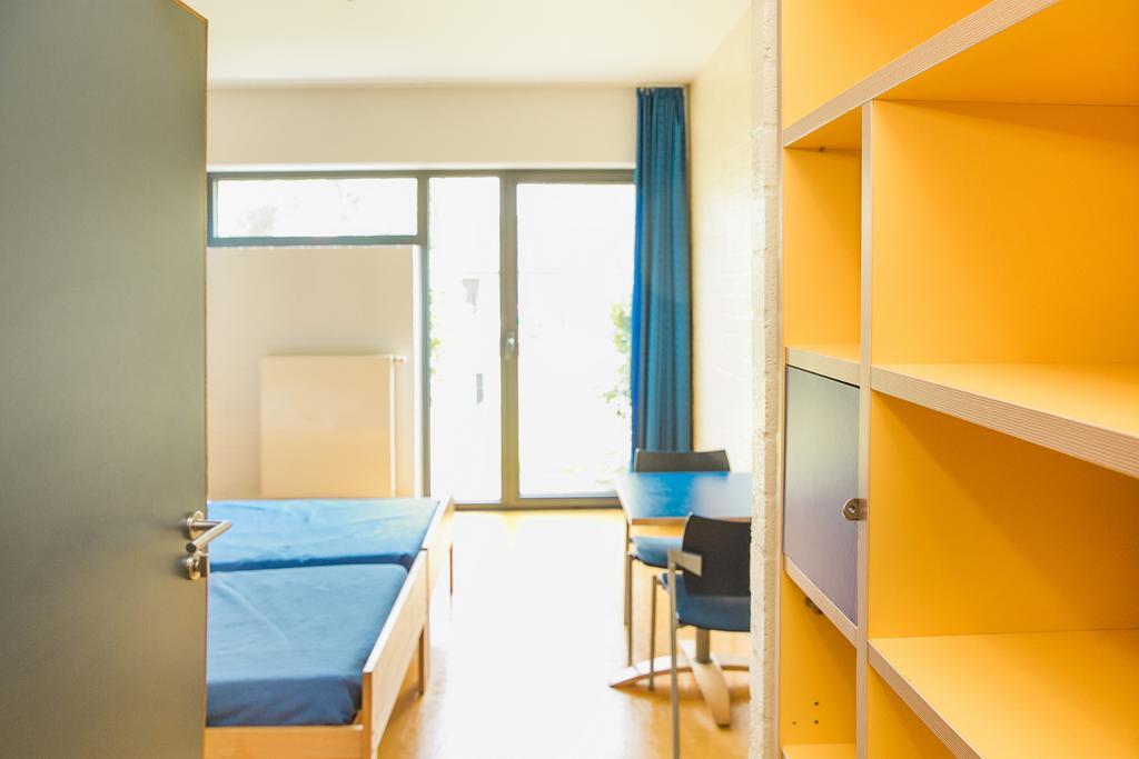 Jeugdherberg De Peerdevisser Oostduinkerke Phòng bức ảnh