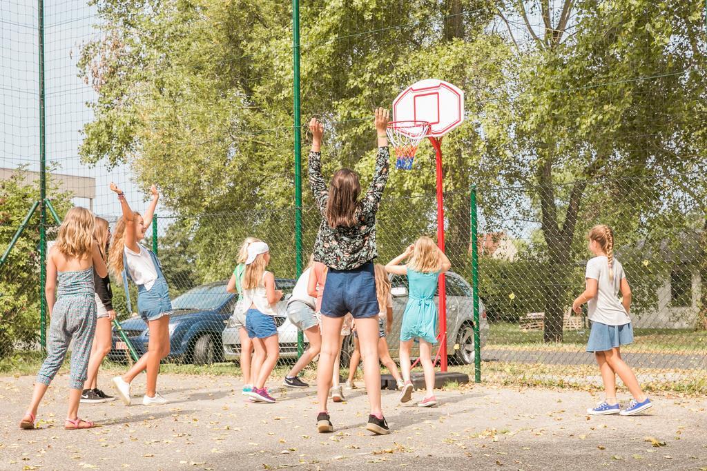 Jeugdherberg De Peerdevisser Oostduinkerke Ngoại thất bức ảnh